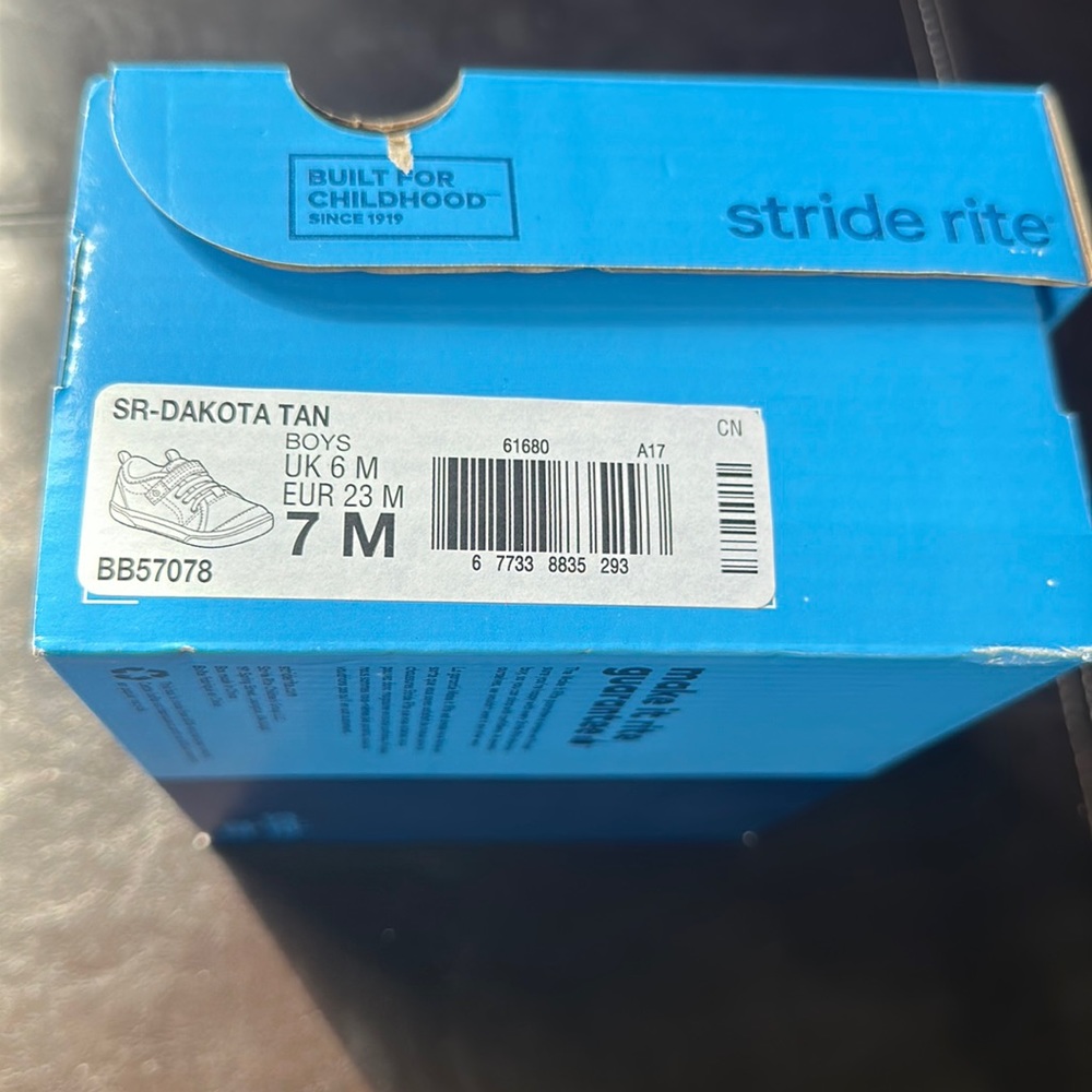 Stride Rite Tan Canvas Tennis Shoes. Toddler Size 7 Medium. New In Box. Velcro.